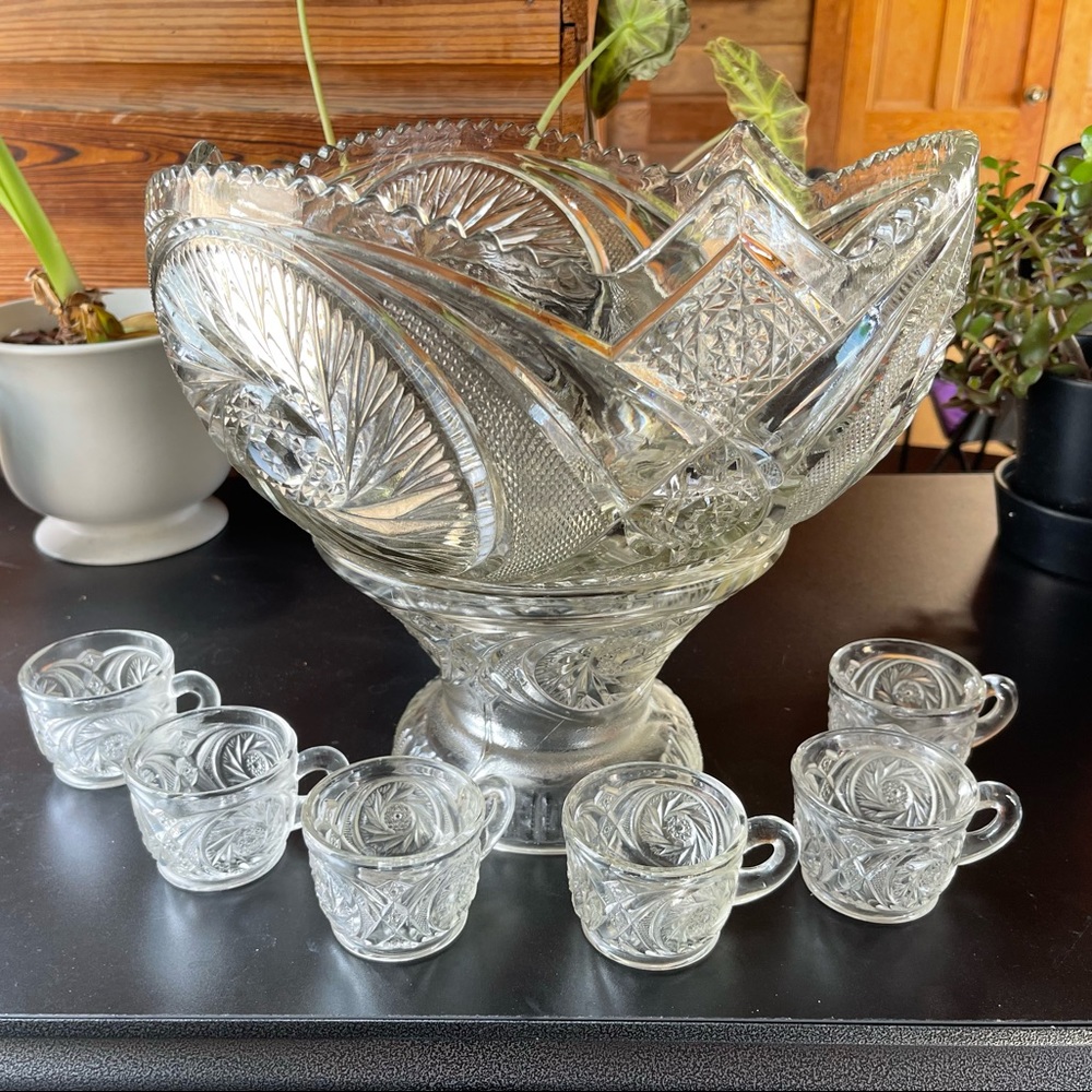 Antique Aztec Punch Bowl w/Stand & 6 cups